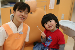 3�΂̒j�̎q�ł��B